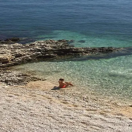 Spacious Rural W Pool * Raša