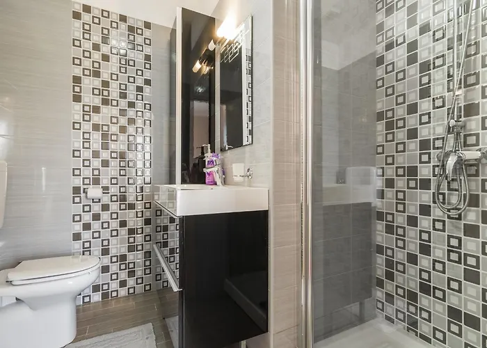 Spacious Rural W Pool